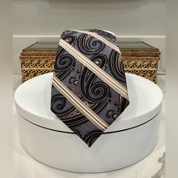 Pronto Uomo Platinum - Handmade Silk Tie - Paisley Overlaid with Stripes - EUC - Picture 14 of 14